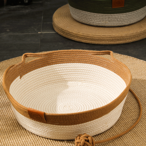 Comfort cushion included with the Claw Basket