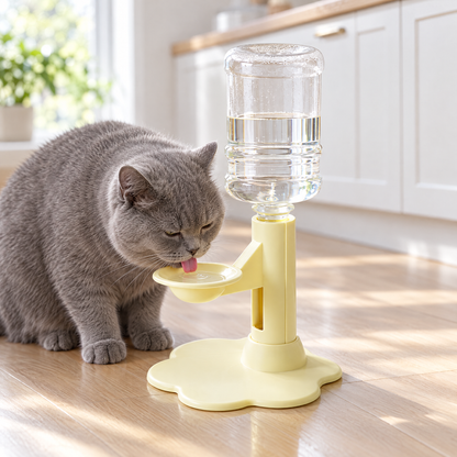 Cat drinking from the CutyPet PetalFlow